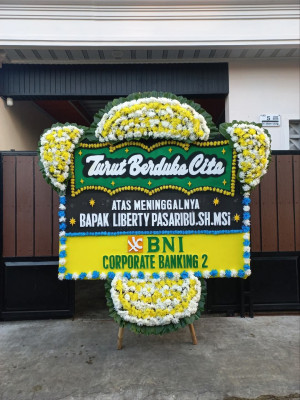 Papan Bunga Duka di Pulau Buluh